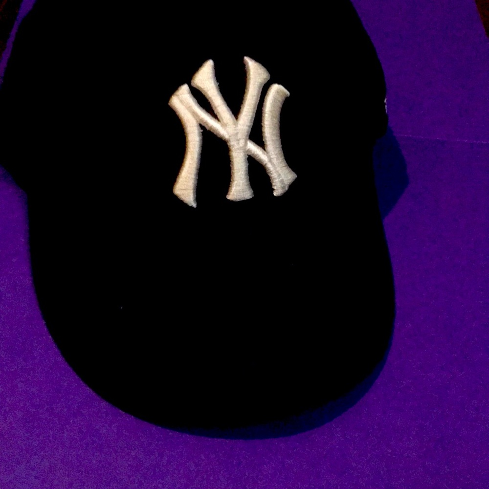New York Yankees baseball hat